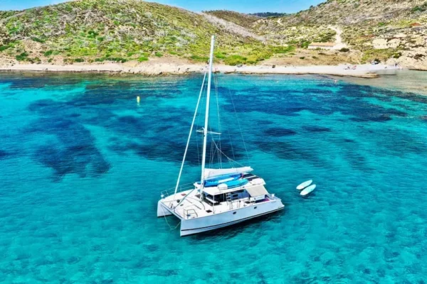 Calanques Catamaran Tour & Standup Paddle